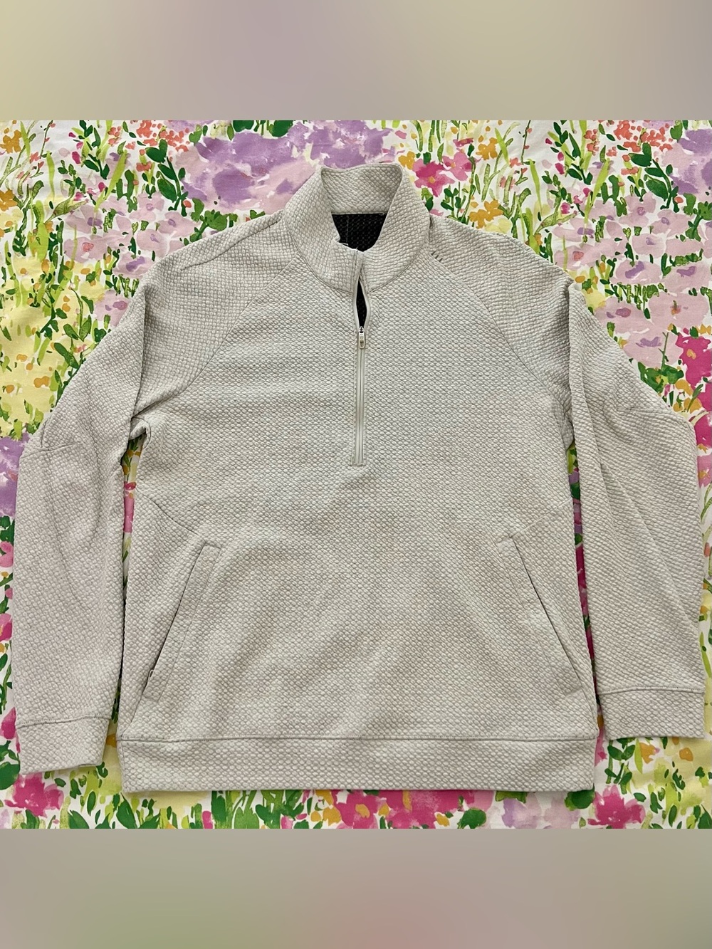 Lululemon athletica Men's Light Gray Textured Quarter-Zip Pullover Sweater